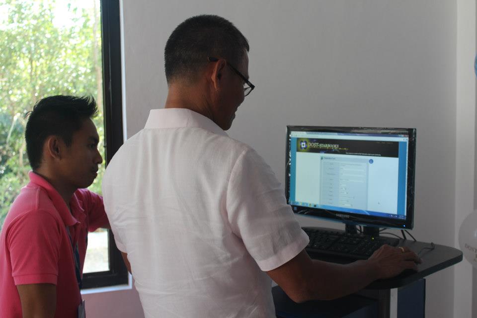 Orientation/Training, MOU Signing, Awarding and Launching of STARBOOKS at PSTC-Odiongan, Romblon - April 10, 2013 photo 15