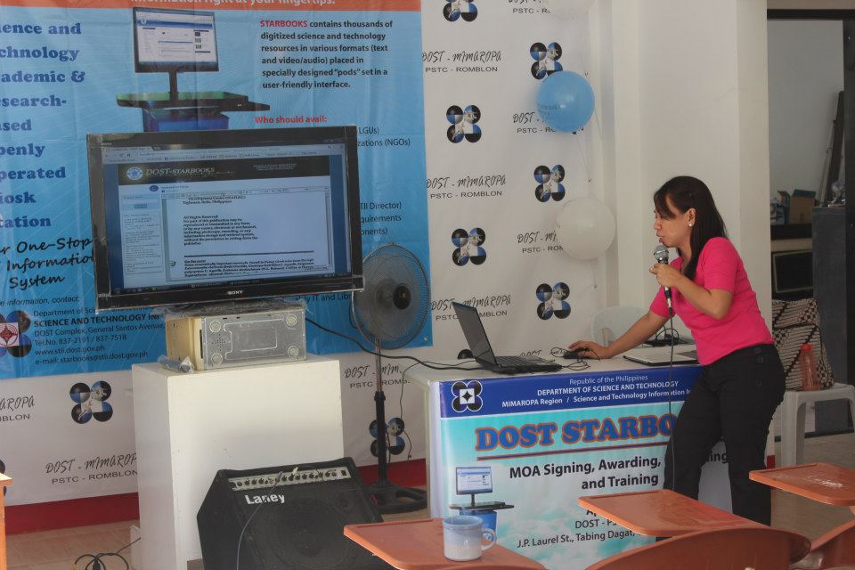 Orientation/Training, MOU Signing, Awarding and Launching of STARBOOKS at PSTC-Odiongan, Romblon - April 10, 2013 photo 12